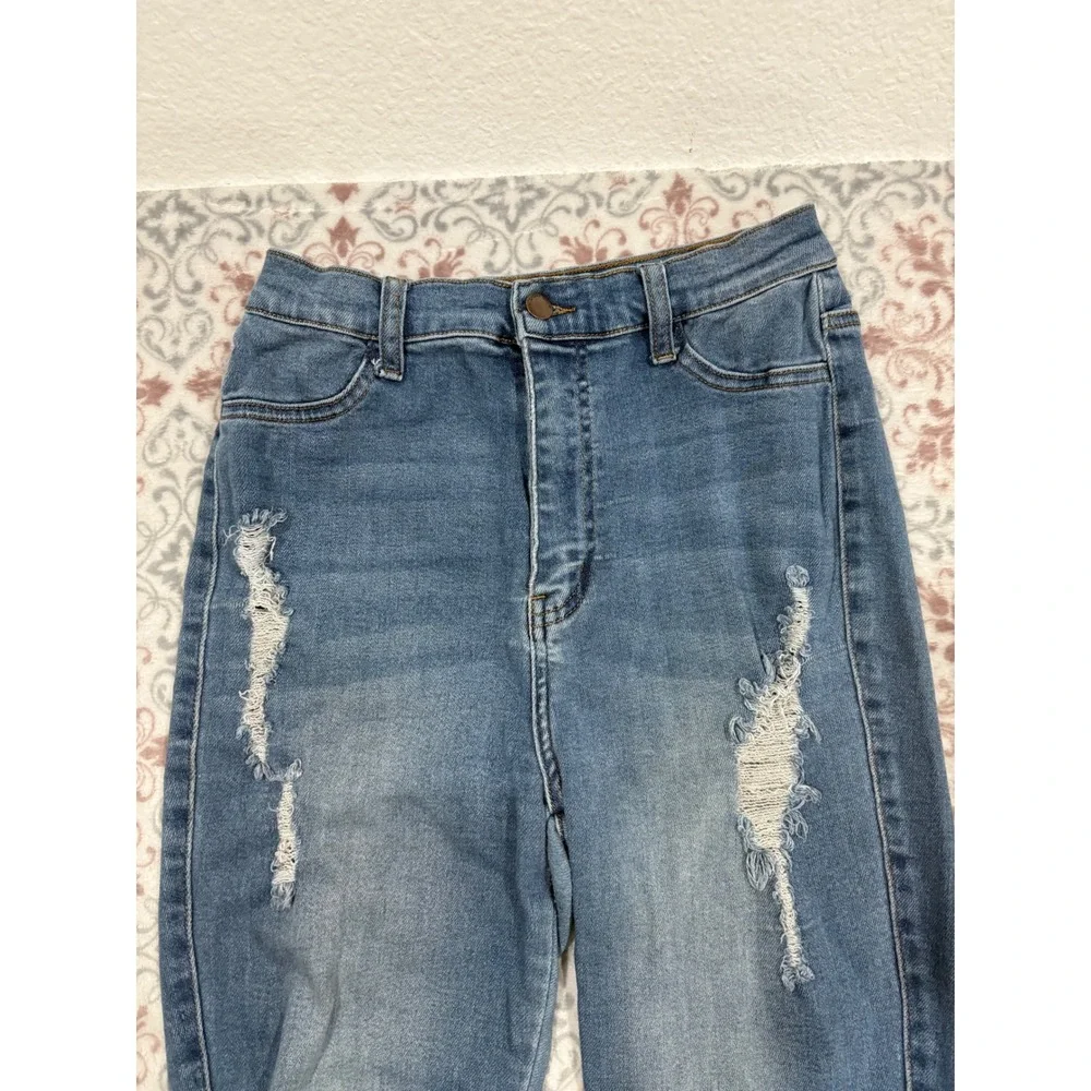 Vibrant MIU High Rise Distressed Skinny Jeans Blue Medium Wash Size 13 W30 EP18